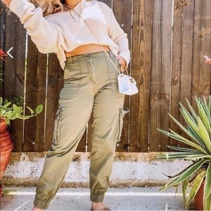 American Eagle cargo pants